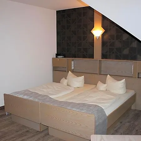 & Landgasthof Forsthof Szálloda 3*