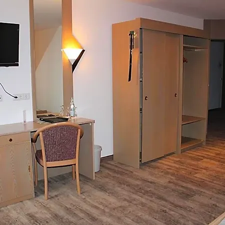 & Landgasthof Forsthof Hotell 3*