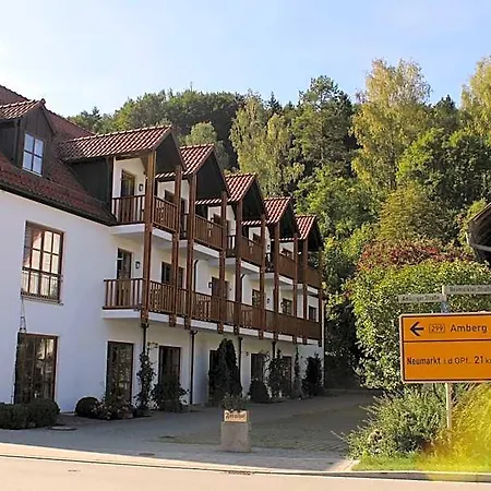 & Landgasthof Forsthof Szálloda 3*